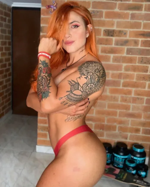 Intensity looks good on me Thumbnail