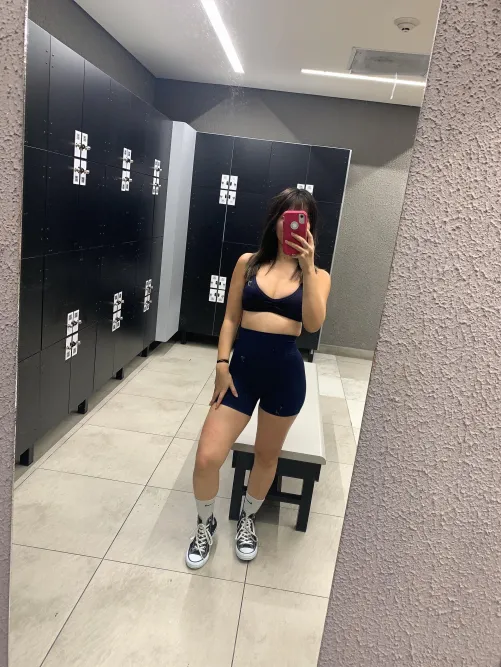 Japanese girl at gym Thumbnail