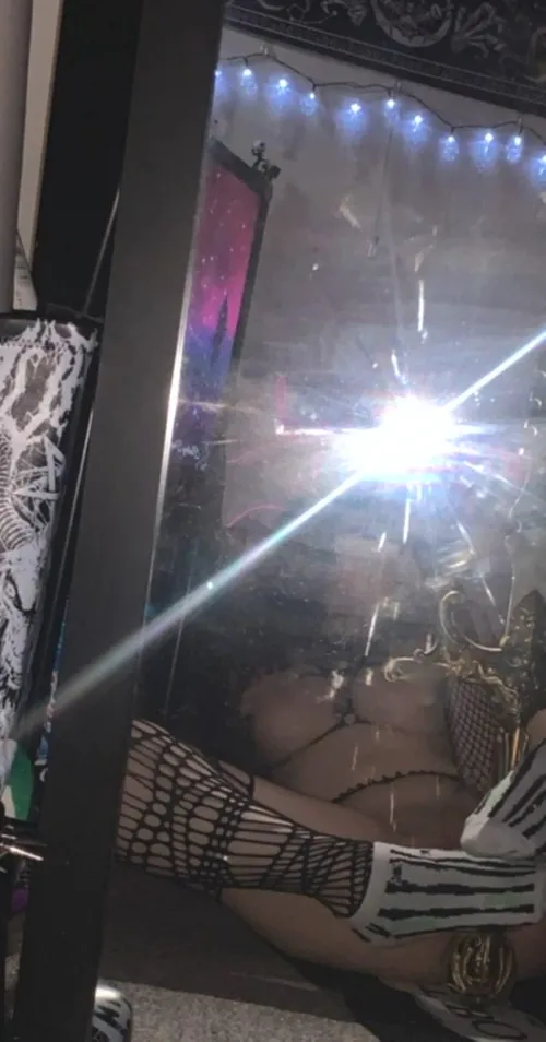 Just a tiny and delicate 20yo Thumbnail