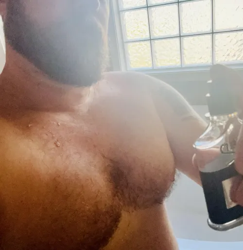 Just an average 46 y.o. Dad saying howdy neighbors. Thumbnail