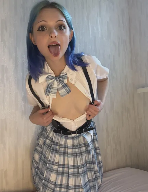 Just showing you that I have very small breasts Thumbnail