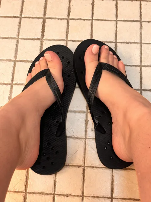 Kiss each toe and thank your goddess 😂 Thumbnail