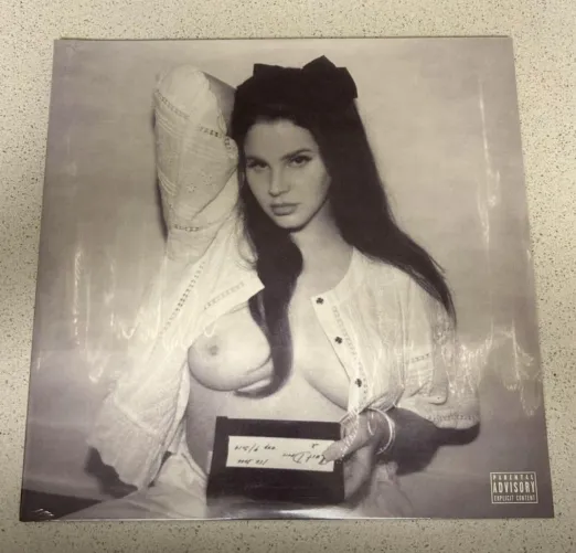 Lana Del Ray Thumbnail