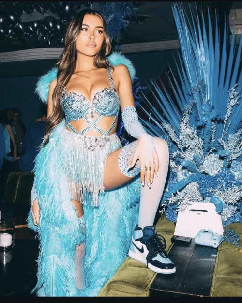 Legendary Photo Thumbnail