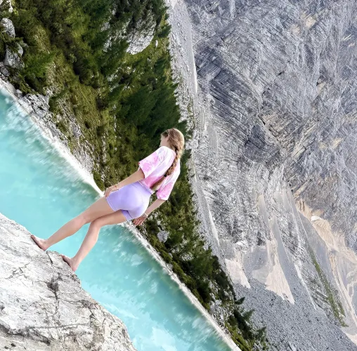 Leggings for a workout Thumbnail