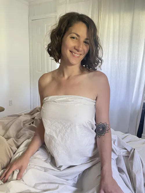 Let’s spend the day in bed Thumbnail