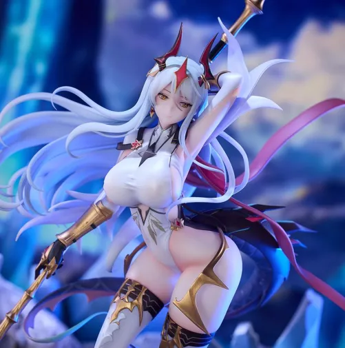 Luna figure by Astrumdesign Studio Thumbnail