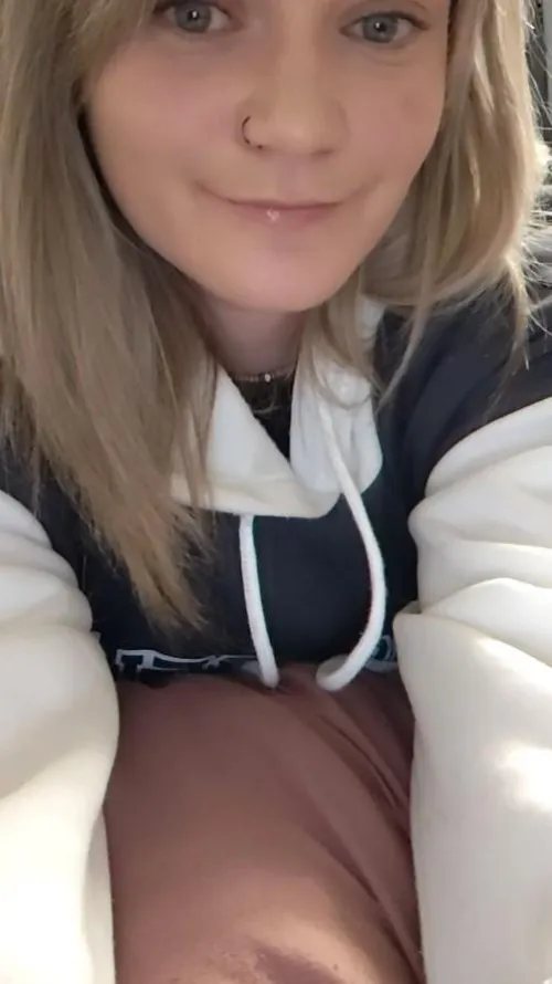 Make me your house toy tonight Thumbnail