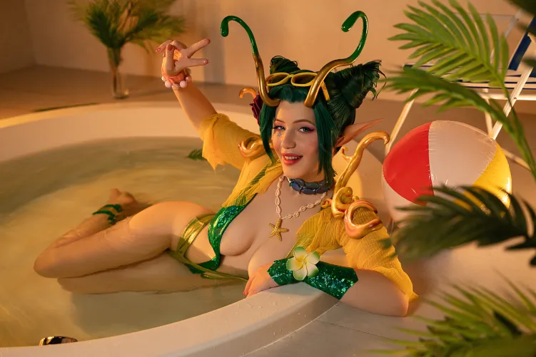 Mantis Chilling (Lada_lyumosCOS) [Marvel] Thumbnail