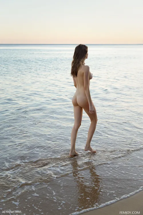 Mariposa - Ethereal Beauty Thumbnail