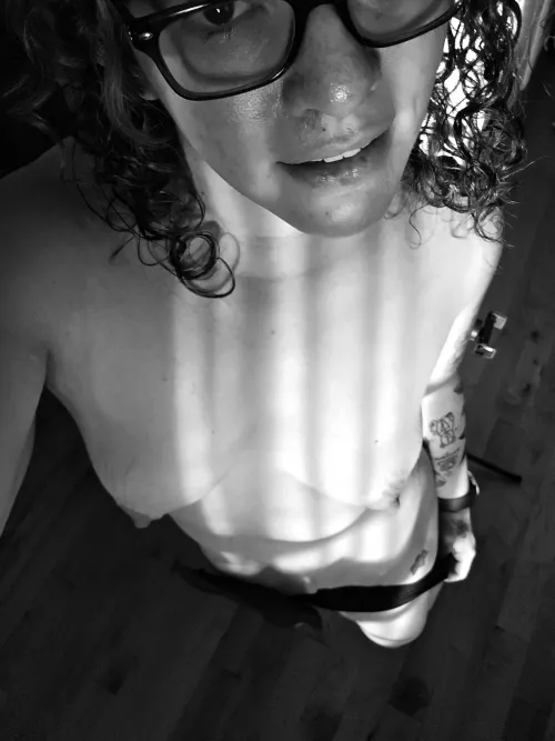 🎶🎶Maybe millions of people (sha bop sha bop) go by; But they all disappear from view... And I only have eyes for you😍🎶🎶 Thumbnail