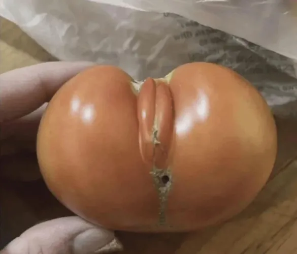 Men when they say everything reminds me of her Thumbnail