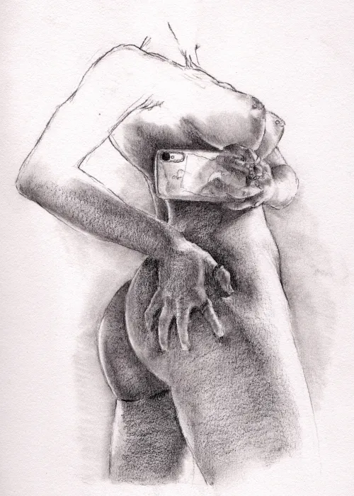 Model Mirror Selfie, graphite Thumbnail