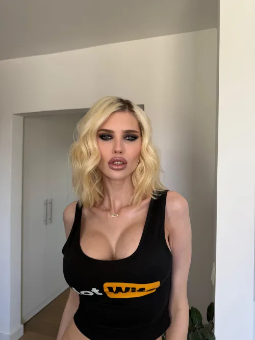 My body is craving someone to worship every inch of it Thumbnail