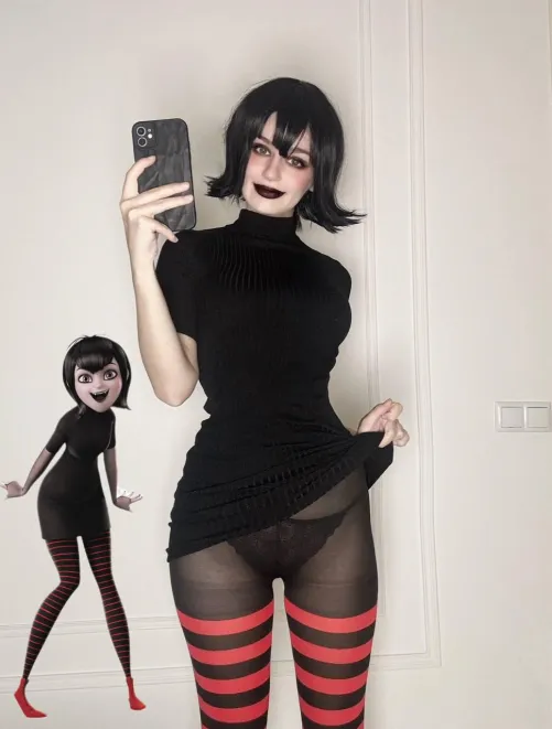 My Mavis cosplay from Hotel Transylvania (Kanra_cosplay) Thumbnail
