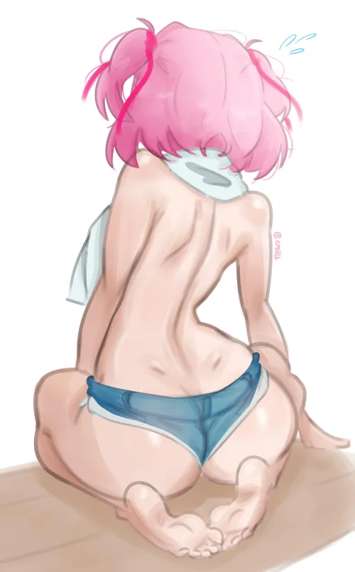 Natsuki’s back [emiillb] Thumbnail