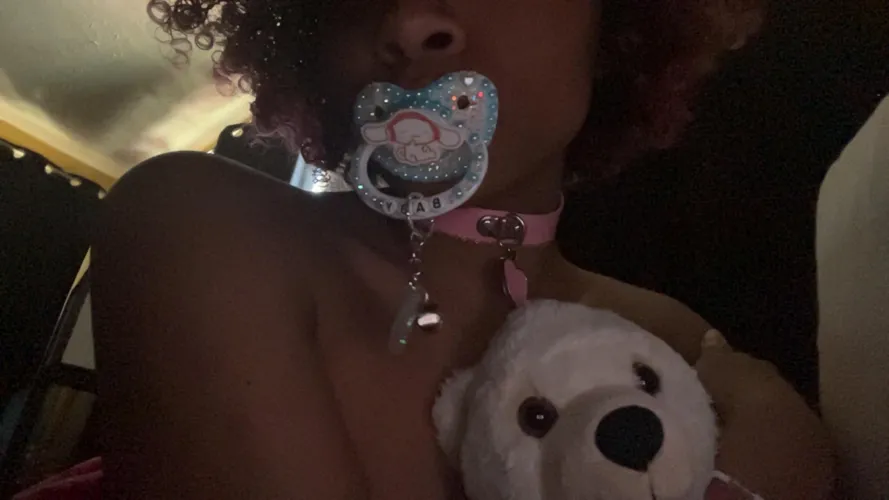 new collar n paci!! + my stuffie :3 Thumbnail