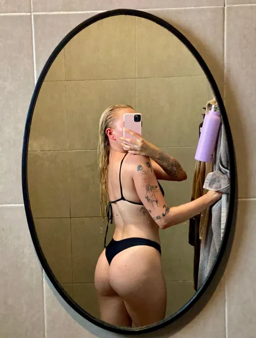 NSFW I will send 6 nudes to those who upvote me and comment Thumbnail