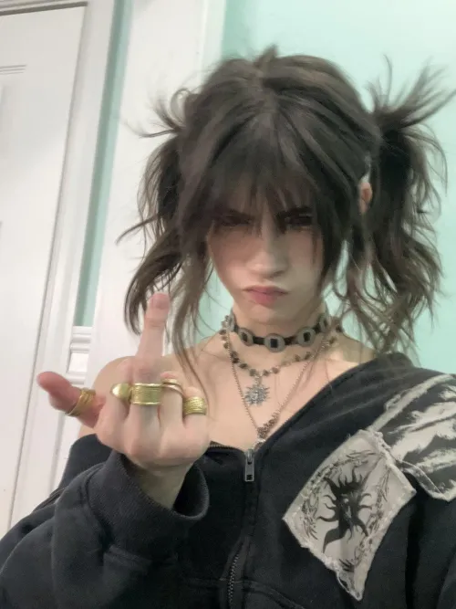 Pick a number 1-20 and DM me for a surprise you won’t regret it 💋 Thumbnail