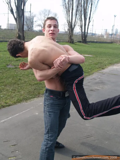 please help Thumbnail