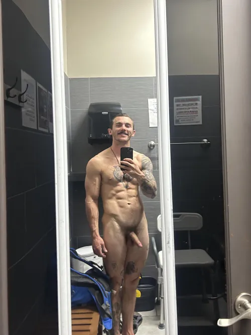 Post workout pump💪 Thumbnail