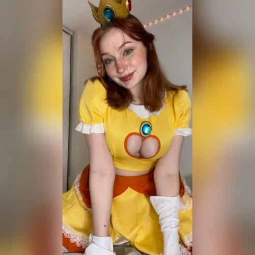 Princess Daisy from Mario (Lacey) Thumbnail