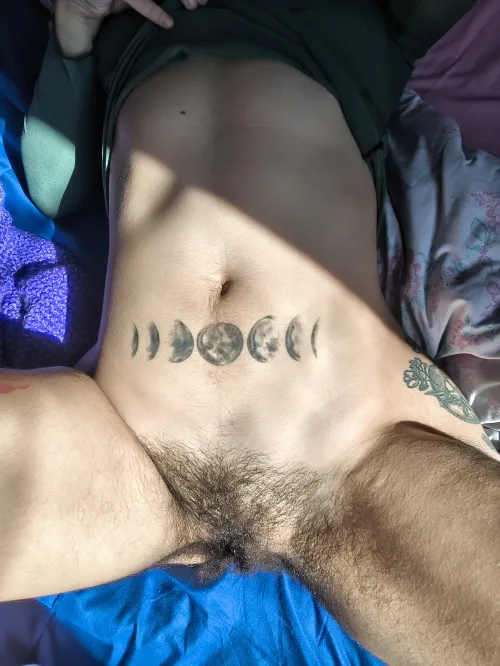 [P]ure feminine essence Thumbnail