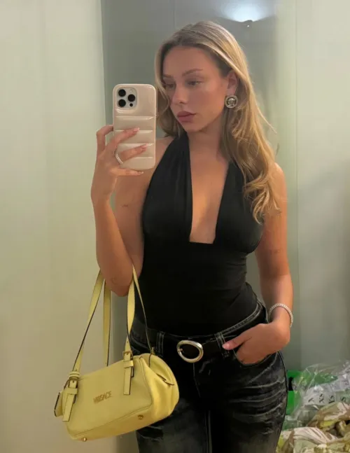 Que rica se ve aun sin mostrar Thumbnail