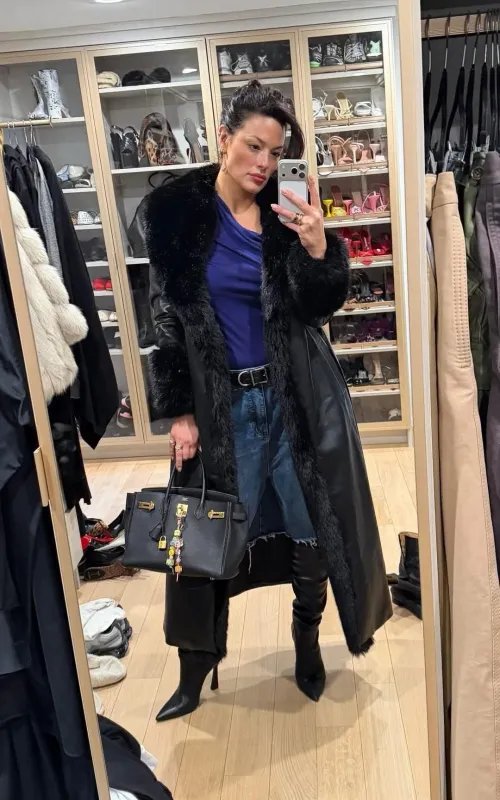 Queen Ashley Thumbnail