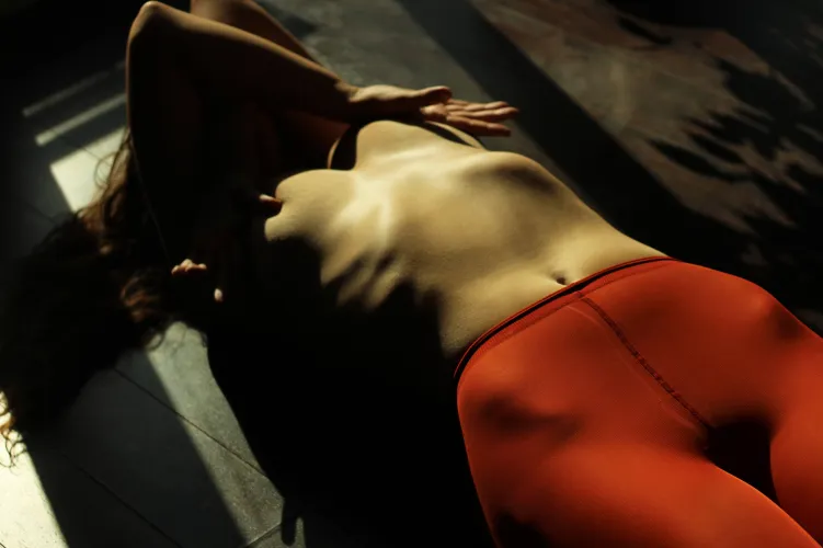 red tights  Thumbnail