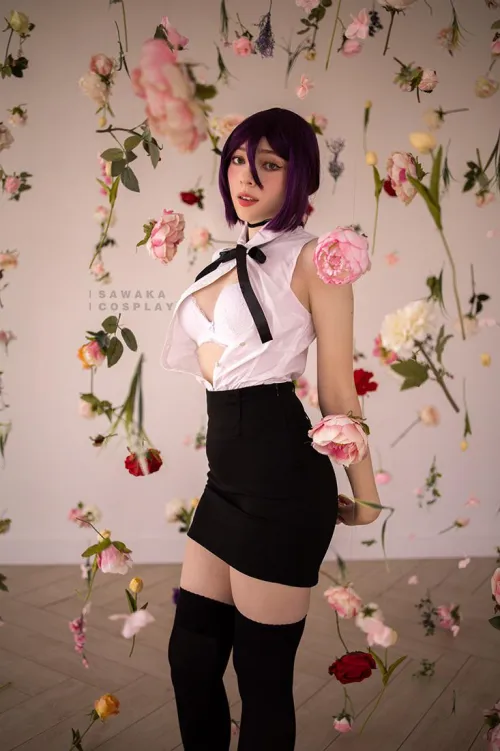 Reze from Chainsaw Man cosplay by Sawaka Thumbnail