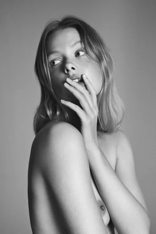 Robee Breevaart Thumbnail