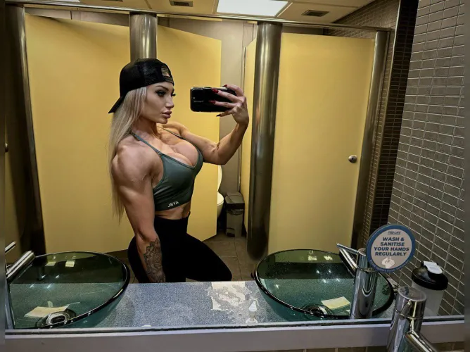 say yes if u want to receive gifts in your inbox Thumbnail