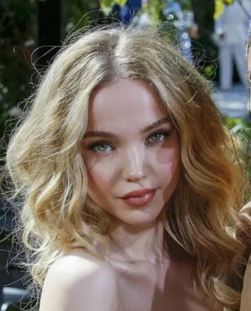 She’s so hot Thumbnail