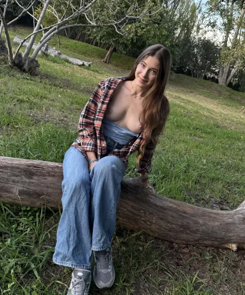 Showing off my body with no regrets Thumbnail