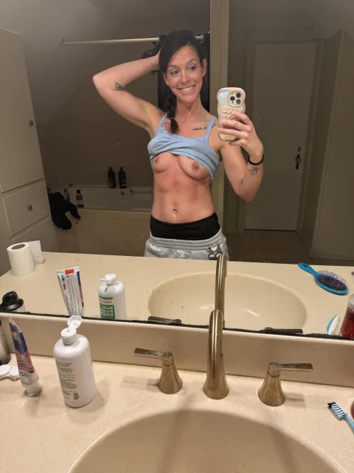 Side braid for my workout Thumbnail