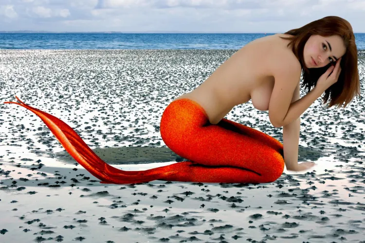 Sizzling Hot Thumbnail