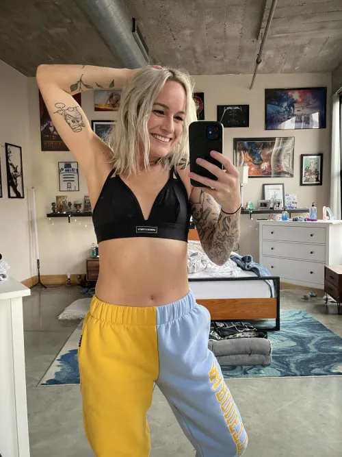 Slumber party with your tomboy bff? Thumbnail