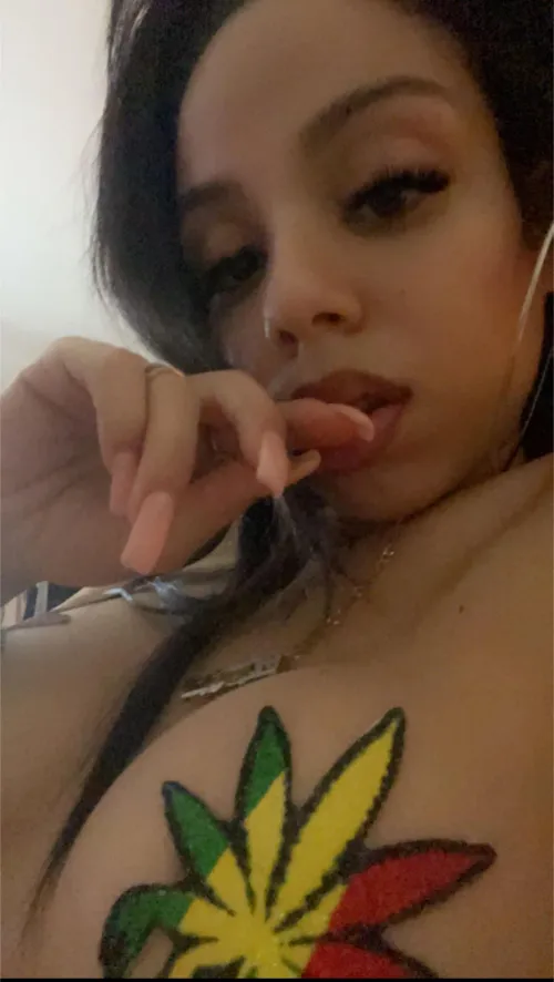 Smoke me up daddy Thumbnail