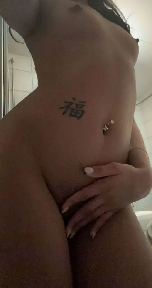 Står och väntar på dig just nu <3 Thumbnail