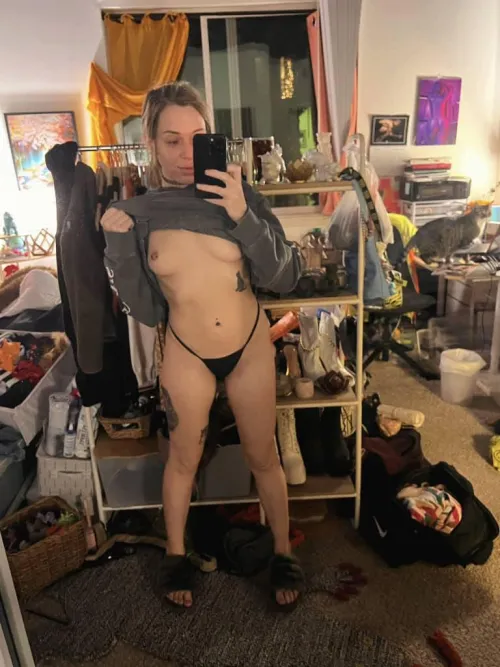 Suck on my tits Thumbnail