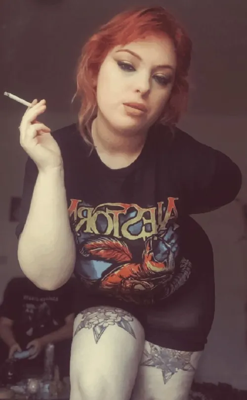 Taste the smoke off my lips Thumbnail