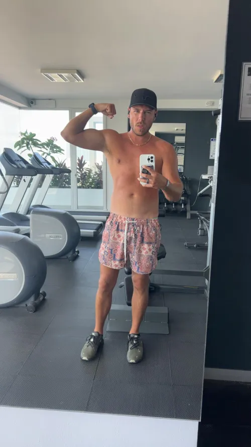 Temptation Cancun til 1/29 . Need your cock drained hmu. Bottom here I deepthroat and swallow. Thumbnail