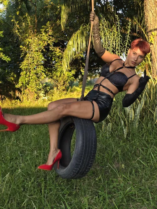 These gloves command your every twitch. Beg to feel them squeeze. Desperate? Thumbnail