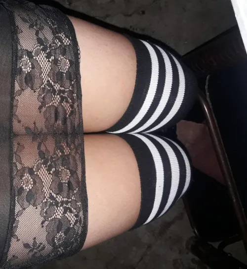 This dress is transparent and i hand no lingerie on🤭 Thumbnail