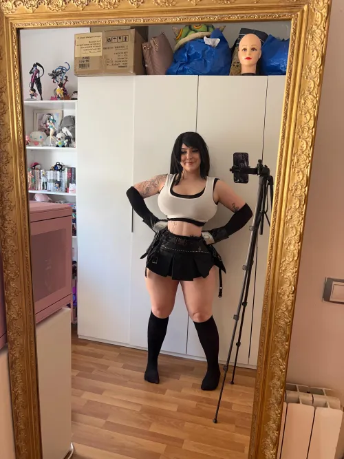 Tifa cosplay (kuroitsune) Thumbnail