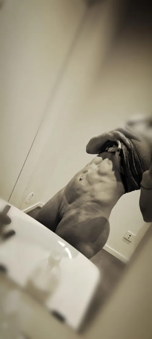 To big ass?  Thumbnail