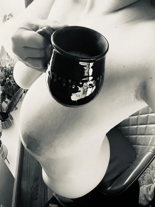 We made it to the weekend…hope it’s a good one 😉 [F] Thumbnail