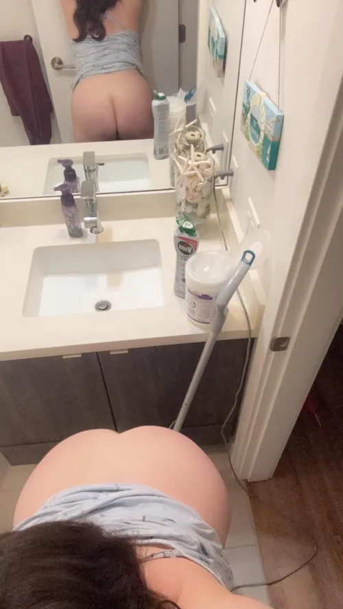When you’d rather clean your bathroom instead of spending time with your moody AF b(f)! Thumbnail