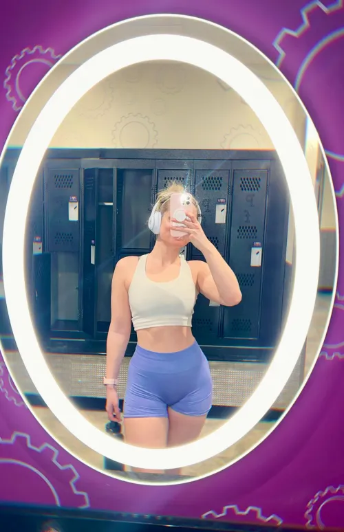 Would you check me out at the gym? Thumbnail